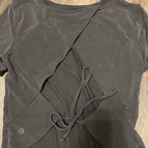Black Tie Lululemon top